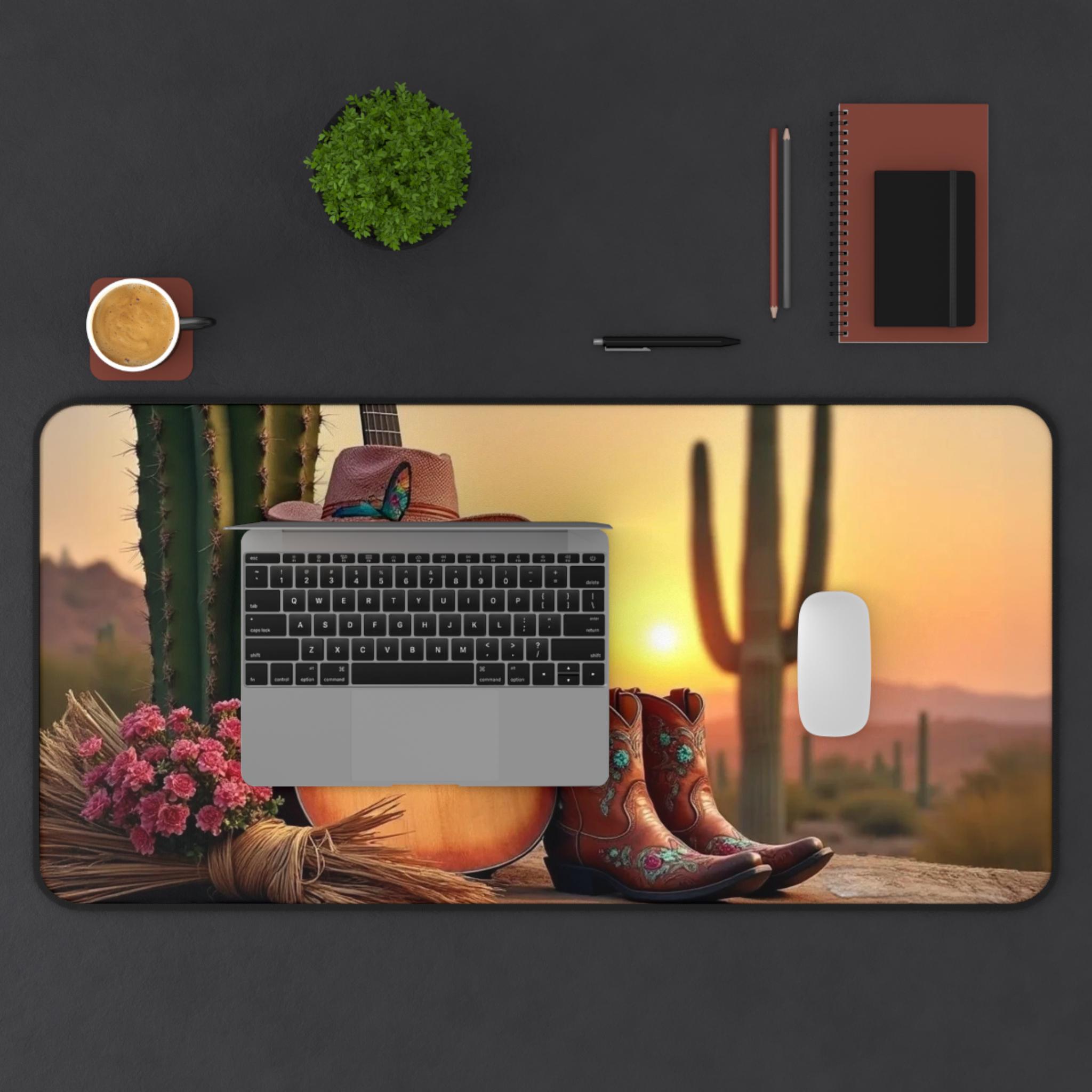 Desert Guitar Mouse Pad, Cactu - Tech Girl Accessories 评论和价格