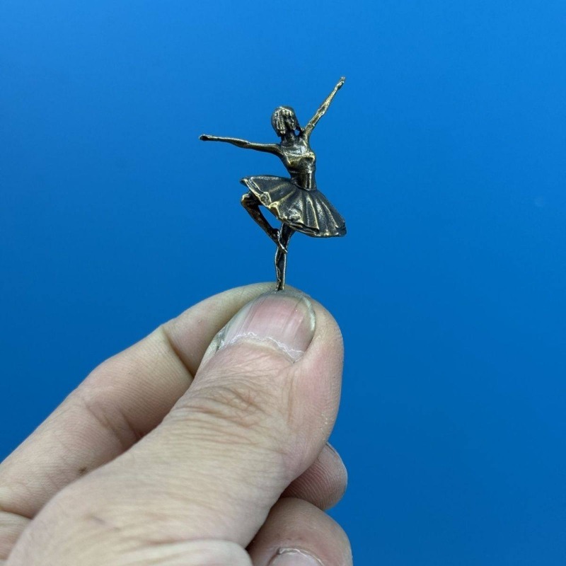 Metal Brass Dream Tech Ballet  - Tech Girl Accessories 评论和价格